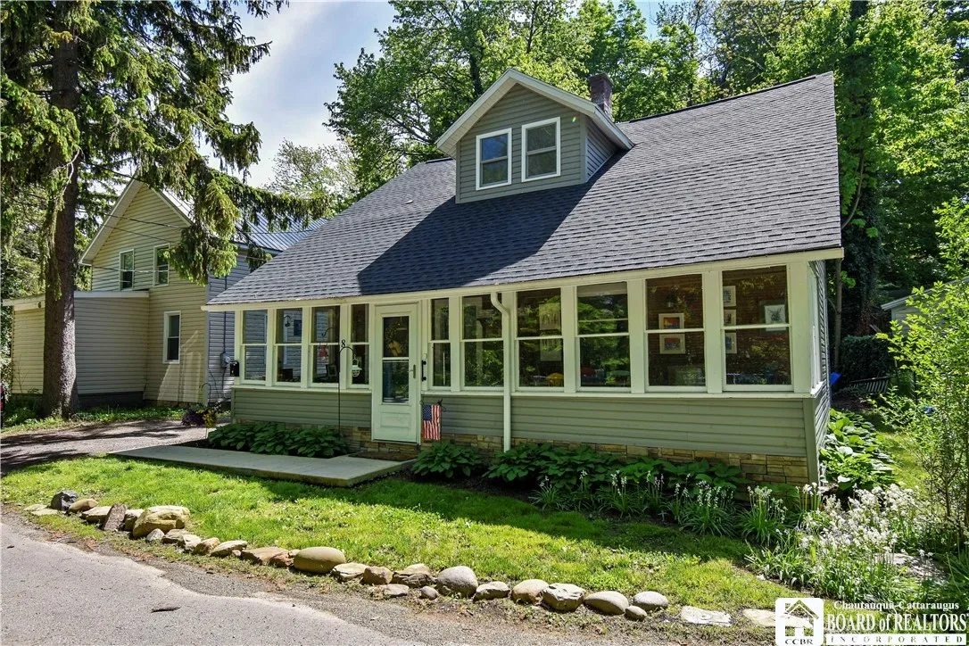 8 Terrace Street, Westfield, New York 14787, Westfield, New York 14787, 4 Bedrooms Bedrooms, 11 Rooms Rooms,2 BathroomsBathrooms,Residential,Closed,8 Terrace Street, Westfield, New York 14787,R1609139