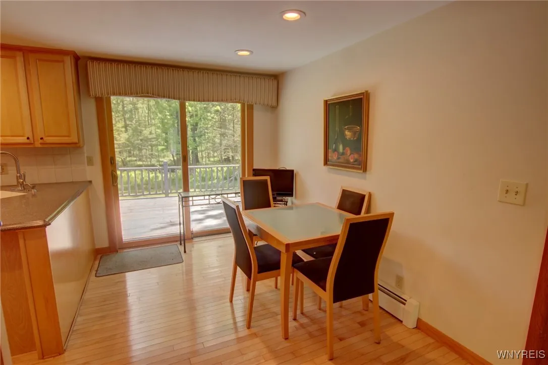 7 Forsythia Court, Orchard Park, New York 14127, Orchard Park, New York 14127, 3 Bedrooms Bedrooms, 8 Rooms Rooms,1 BathroomBathrooms,Residential,Closed,7 Forsythia Court, Orchard Park, New York 14127,B1609436