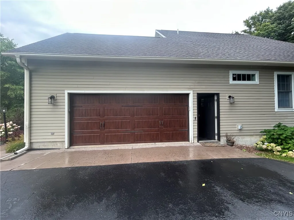 21277 Fox Ridge Road, Watertown-town, New York 136, Watertown Town, New York 13601, 4 Bedrooms Bedrooms, 14 Rooms Rooms,2 BathroomsBathrooms,Residential,Closed,21277 Fox Ridge Road, Watertown-town, New York 136,0,S1609039