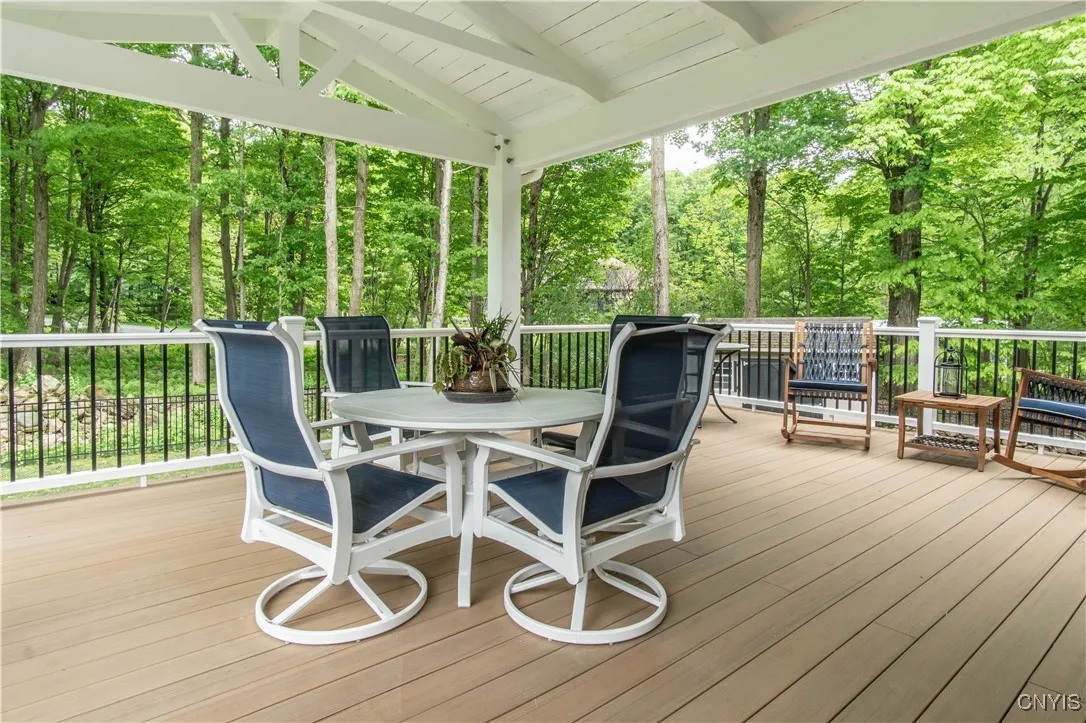 21277 Fox Ridge Road, Watertown-town, New York 136, Watertown Town, New York 13601, 4 Bedrooms Bedrooms, 14 Rooms Rooms,2 BathroomsBathrooms,Residential,Closed,21277 Fox Ridge Road, Watertown-town, New York 136,0,S1609039