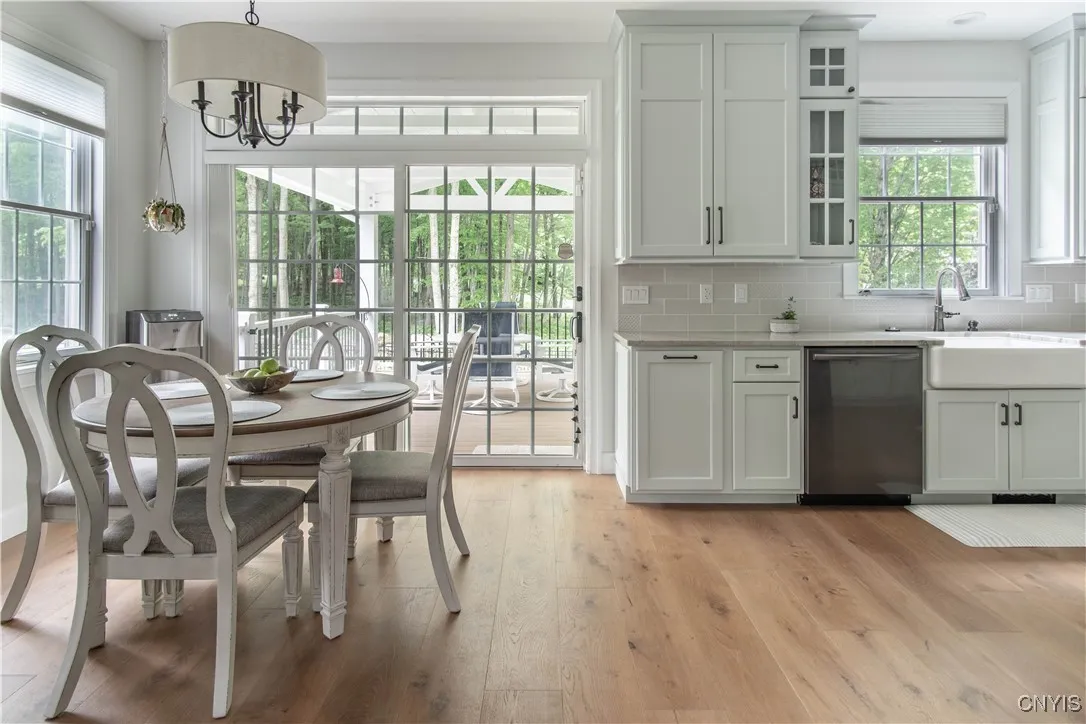 21277 Fox Ridge Road, Watertown-town, New York 136, Watertown Town, New York 13601, 4 Bedrooms Bedrooms, 14 Rooms Rooms,2 BathroomsBathrooms,Residential,Closed,21277 Fox Ridge Road, Watertown-town, New York 136,0,S1609039