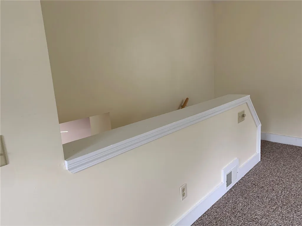 1704 Monroe Avenue, Brighton, New York 14618, Brighton, New York 14618, 1 Bedroom Bedrooms, 4 Rooms Rooms,1 BathroomBathrooms,Residential Lease,Closed,1704 Monroe Avenue, Brighton, New York 14618,R1609457