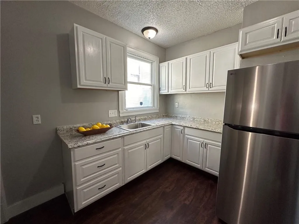 117 Kenwood Avenue, Rochester, New York 14611, Rochester, New York 14611, 3 Bedrooms Bedrooms, 7 Rooms Rooms,1 BathroomBathrooms,Residential Lease,For Rent,117 Kenwood Avenue, Rochester, New York 14611,R1609363