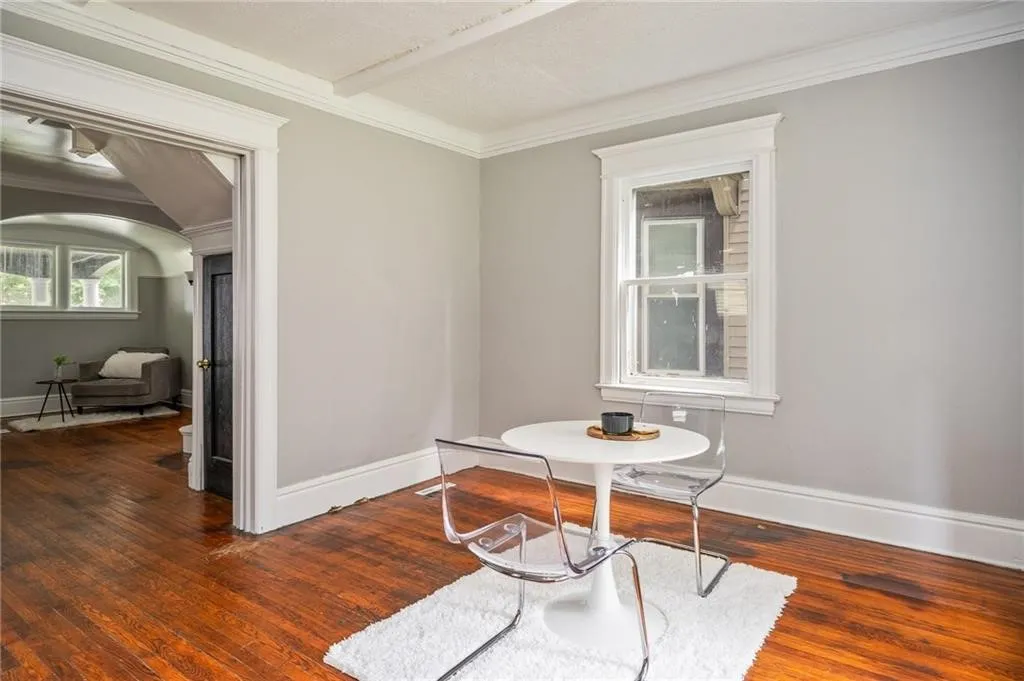 117 Kenwood Avenue, Rochester, New York 14611, Rochester, New York 14611, 3 Bedrooms Bedrooms, 7 Rooms Rooms,1 BathroomBathrooms,Residential Lease,For Rent,117 Kenwood Avenue, Rochester, New York 14611,R1609363