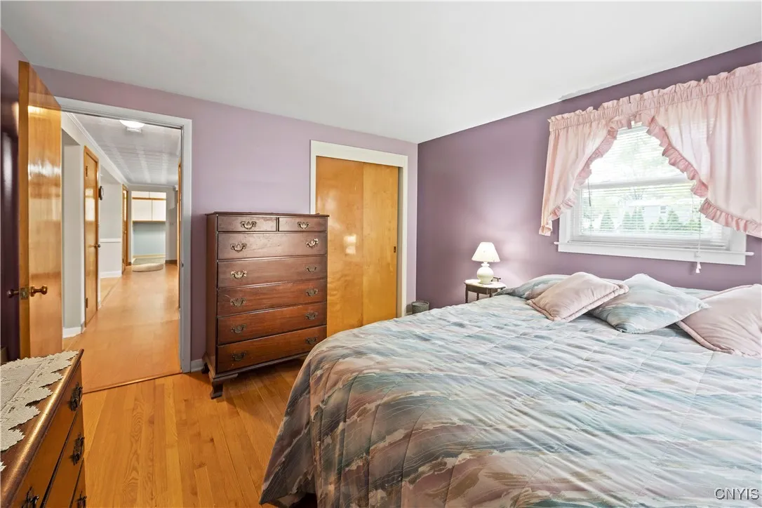 114 East Dauenhauer Street, Manlius, New York 1305, Manlius, New York 13057, 3 Bedrooms Bedrooms, 8 Rooms Rooms,2 BathroomsBathrooms,Residential,Closed,114 East Dauenhauer Street, Manlius, New York 1305,S1609204