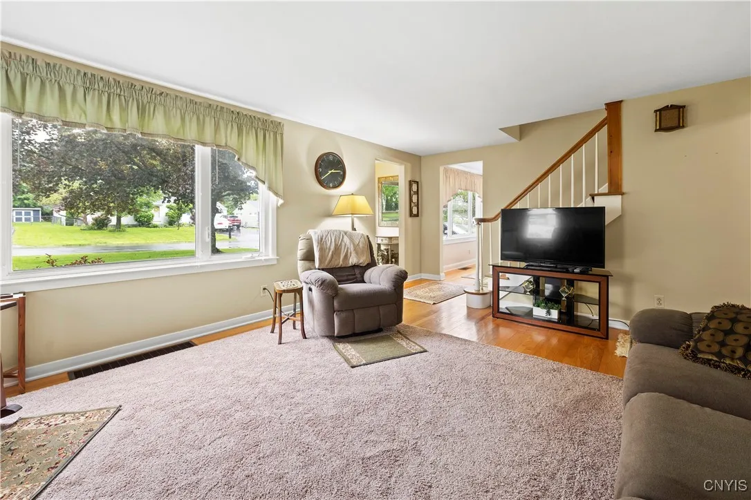 114 East Dauenhauer Street, Manlius, New York 1305, Manlius, New York 13057, 3 Bedrooms Bedrooms, 8 Rooms Rooms,2 BathroomsBathrooms,Residential,Closed,114 East Dauenhauer Street, Manlius, New York 1305,S1609204