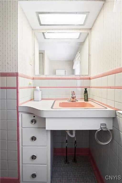 114 East Dauenhauer Street, Manlius, New York 1305, Manlius, New York 13057, 3 Bedrooms Bedrooms, 8 Rooms Rooms,2 BathroomsBathrooms,Residential,Closed,114 East Dauenhauer Street, Manlius, New York 1305,S1609204