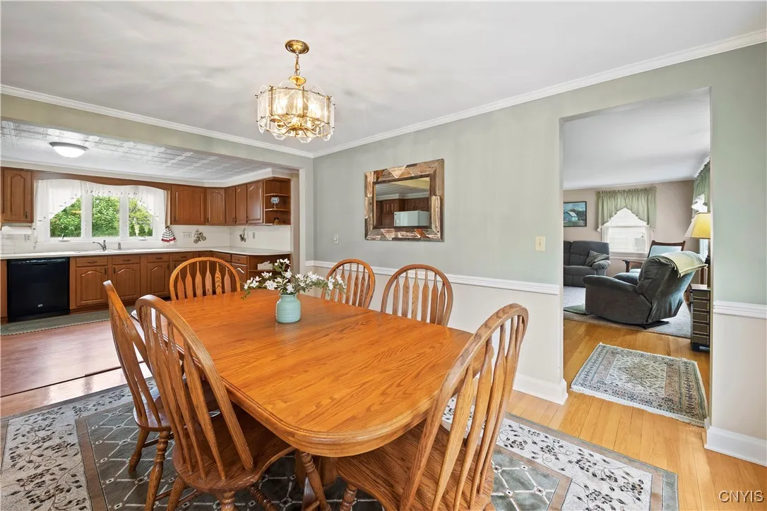 114 East Dauenhauer Street, Manlius, New York 1305, Manlius, New York 13057, 3 Bedrooms Bedrooms, 8 Rooms Rooms,2 BathroomsBathrooms,Residential,Closed,114 East Dauenhauer Street, Manlius, New York 1305,S1609204