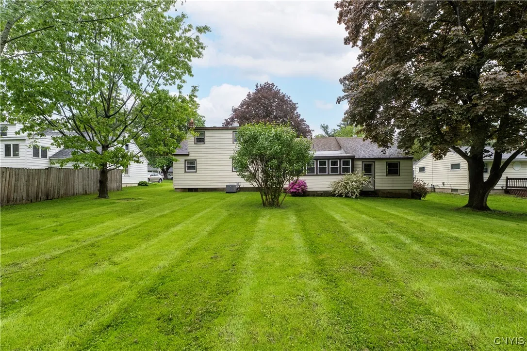 114 East Dauenhauer Street, Manlius, New York 1305, Manlius, New York 13057, 3 Bedrooms Bedrooms, 8 Rooms Rooms,2 BathroomsBathrooms,Residential,Closed,114 East Dauenhauer Street, Manlius, New York 1305,S1609204