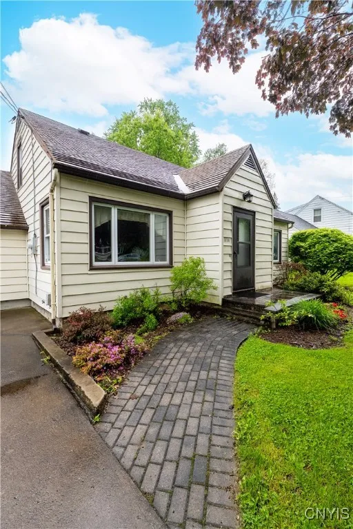 Manicured landscaping