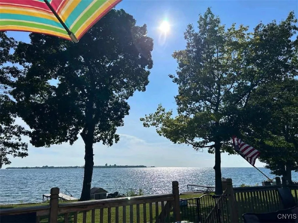 2510 Ponds Shore Drive, Cape Vincent, New York 136, Cape Vincent, New York 13618, 2 Bedrooms Bedrooms, 6 Rooms Rooms,1 BathroomBathrooms,Residential,Closed,2510 Ponds Shore Drive, Cape Vincent, New York 136,0,S1608095