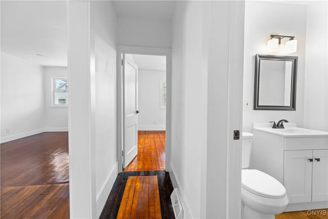 1310 Oak Street, Utica, New York 13502, Utica, New York 13502, 3 Bedrooms Bedrooms, 7 Rooms Rooms,1 BathroomBathrooms,Residential,Closed,1310 Oak Street, Utica, New York 13502,0,S1609444