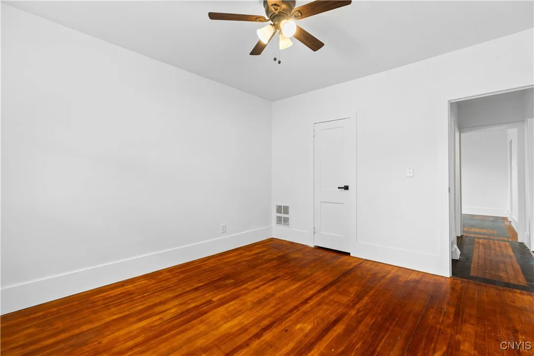 1310 Oak Street, Utica, New York 13502, Utica, New York 13502, 3 Bedrooms Bedrooms, 7 Rooms Rooms,1 BathroomBathrooms,Residential,Closed,1310 Oak Street, Utica, New York 13502,0,S1609444