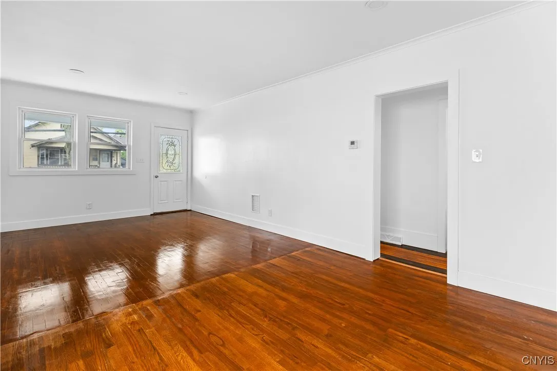 1310 Oak Street, Utica, New York 13502, Utica, New York 13502, 3 Bedrooms Bedrooms, 7 Rooms Rooms,1 BathroomBathrooms,Residential,Closed,1310 Oak Street, Utica, New York 13502,0,S1609444