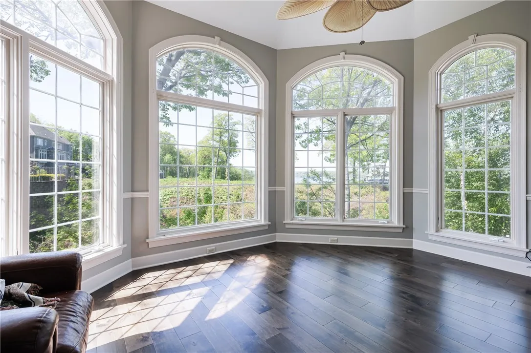 411 Sundance Trail, Webster, New York 14580, Webster, New York 14580, 6 Bedrooms Bedrooms, 13 Rooms Rooms,5 BathroomsBathrooms,Residential,Closed,411 Sundance Trail, Webster, New York 14580,0,R1608816