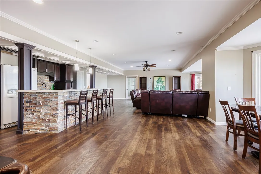 411 Sundance Trail, Webster, New York 14580, Webster, New York 14580, 6 Bedrooms Bedrooms, 13 Rooms Rooms,5 BathroomsBathrooms,Residential,Closed,411 Sundance Trail, Webster, New York 14580,0,R1608816
