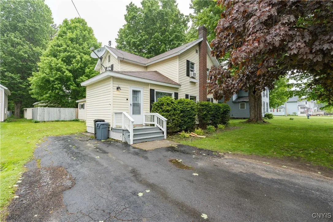 163 Maple Street, Le Ray, New York 13612, Le Ray, New York 13612, 3 Bedrooms Bedrooms, 7 Rooms Rooms,1 BathroomBathrooms,Residential,Closed,163 Maple Street, Le Ray, New York 13612,0,S1609498