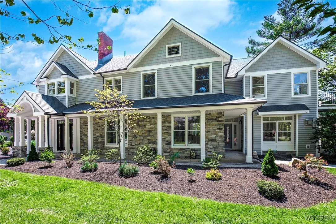 1225 West Arnold Drive, Hamburg, New York 14085, Hamburg, New York 14085, 5 Bedrooms Bedrooms, 11 Rooms Rooms,3 BathroomsBathrooms,Residential,Closed,1225 West Arnold Drive, Hamburg, New York 14085,0,B1607858