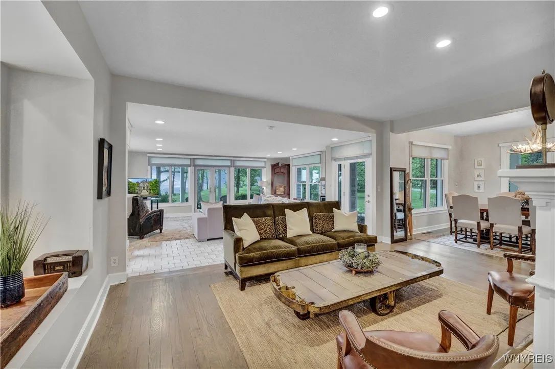 1225 West Arnold Drive, Hamburg, New York 14085, Hamburg, New York 14085, 5 Bedrooms Bedrooms, 11 Rooms Rooms,3 BathroomsBathrooms,Residential,Closed,1225 West Arnold Drive, Hamburg, New York 14085,0,B1607858