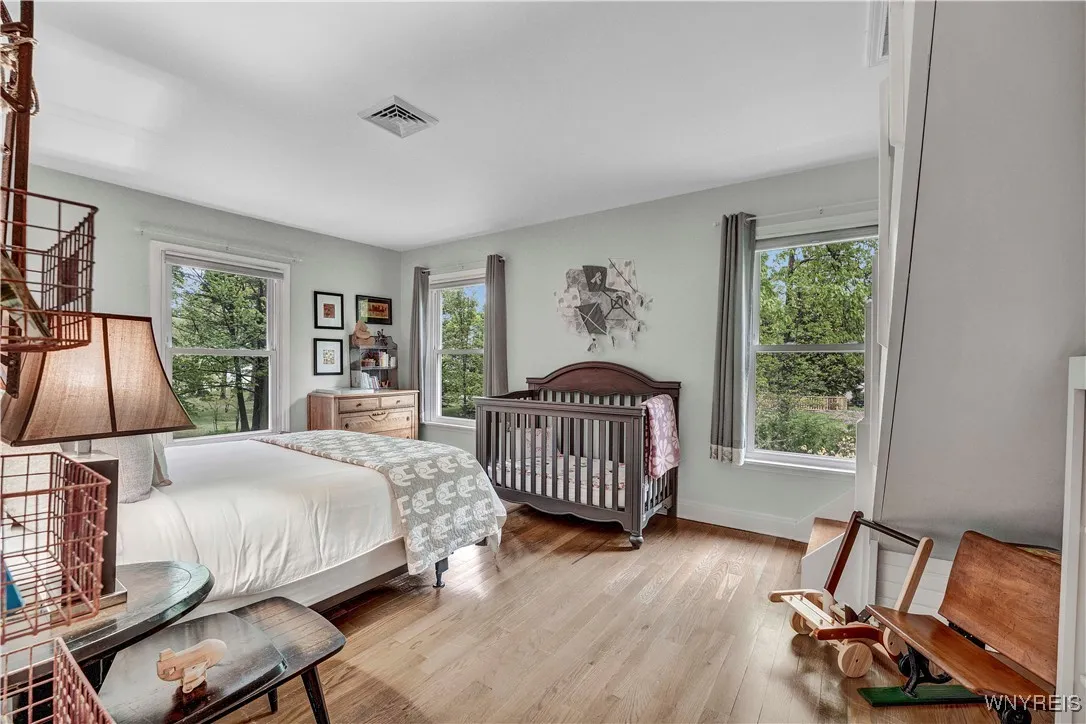 1225 West Arnold Drive, Hamburg, New York 14085, Hamburg, New York 14085, 5 Bedrooms Bedrooms, 11 Rooms Rooms,3 BathroomsBathrooms,Residential,Closed,1225 West Arnold Drive, Hamburg, New York 14085,0,B1607858