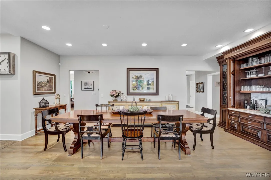 1225 West Arnold Drive, Hamburg, New York 14085, Hamburg, New York 14085, 5 Bedrooms Bedrooms, 11 Rooms Rooms,3 BathroomsBathrooms,Residential,Closed,1225 West Arnold Drive, Hamburg, New York 14085,0,B1607858