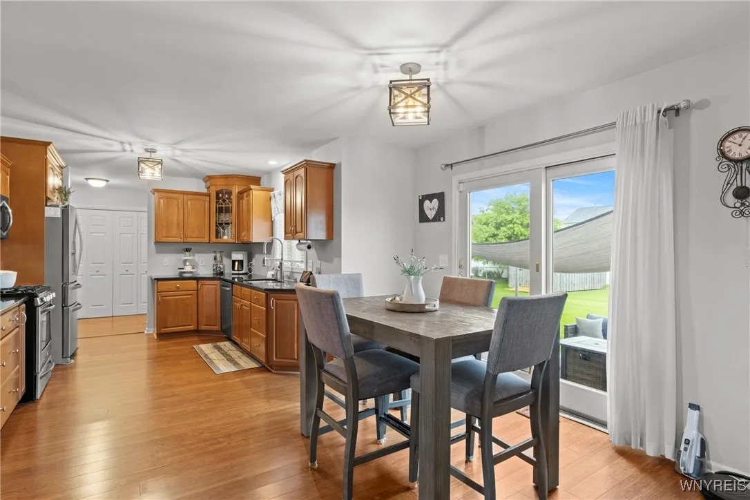 3628 Kelsey Lane, Wheatfield, New York 14120, Wheatfield, New York 14120, 3 Bedrooms Bedrooms, 6 Rooms Rooms,2 BathroomsBathrooms,Residential,Closed,3628 Kelsey Lane, Wheatfield, New York 14120,B1608624