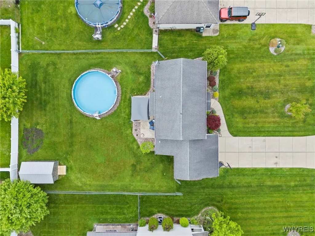 3628 Kelsey Lane, Wheatfield, New York 14120, Wheatfield, New York 14120, 3 Bedrooms Bedrooms, 6 Rooms Rooms,2 BathroomsBathrooms,Residential,Closed,3628 Kelsey Lane, Wheatfield, New York 14120,B1608624