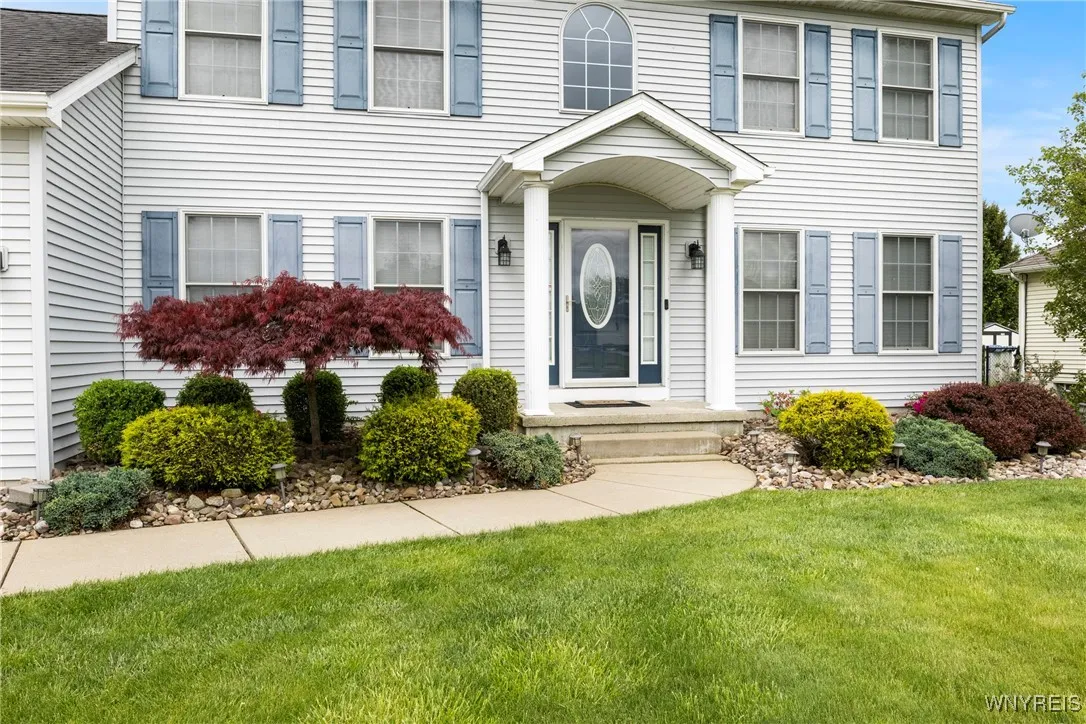 3628 Kelsey Lane, Wheatfield, New York 14120, Wheatfield, New York 14120, 3 Bedrooms Bedrooms, 6 Rooms Rooms,2 BathroomsBathrooms,Residential,Closed,3628 Kelsey Lane, Wheatfield, New York 14120,B1608624