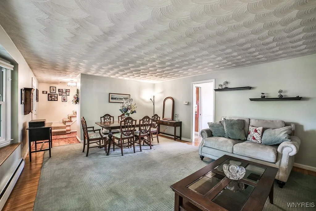 103 Red Oak Drive, Amherst, New York 14221, Amherst, New York 14221, 4 Bedrooms Bedrooms, 8 Rooms Rooms,1 BathroomBathrooms,Residential,Closed,103 Red Oak Drive, Amherst, New York 14221,B1609522