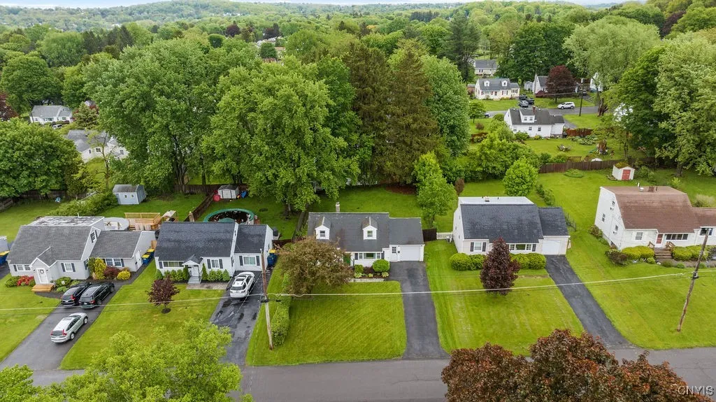 117 Terrace Drive, Camillus, New York 13219, Camillus, New York 13219, 4 Bedrooms Bedrooms, 10 Rooms Rooms,2 BathroomsBathrooms,Residential,Closed,117 Terrace Drive, Camillus, New York 13219,S1609581