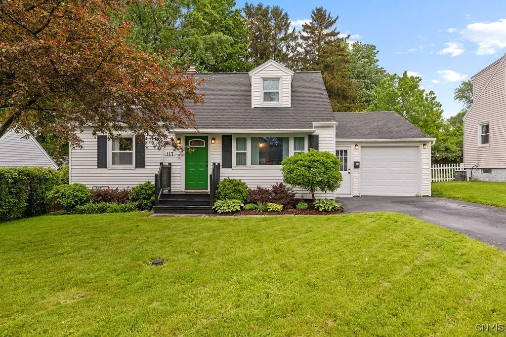 117 Terrace Drive, Camillus, New York 13219, Camillus, New York 13219, 4 Bedrooms Bedrooms, 10 Rooms Rooms,2 BathroomsBathrooms,Residential,Closed,117 Terrace Drive, Camillus, New York 13219,S1609581