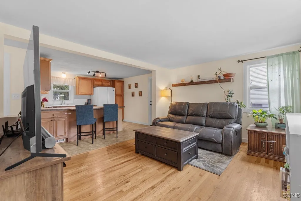 117 Terrace Drive, Camillus, New York 13219, Camillus, New York 13219, 4 Bedrooms Bedrooms, 10 Rooms Rooms,2 BathroomsBathrooms,Residential,Closed,117 Terrace Drive, Camillus, New York 13219,S1609581