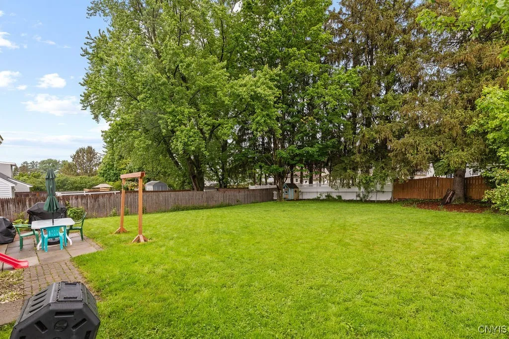 117 Terrace Drive, Camillus, New York 13219, Camillus, New York 13219, 4 Bedrooms Bedrooms, 10 Rooms Rooms,2 BathroomsBathrooms,Residential,Closed,117 Terrace Drive, Camillus, New York 13219,S1609581