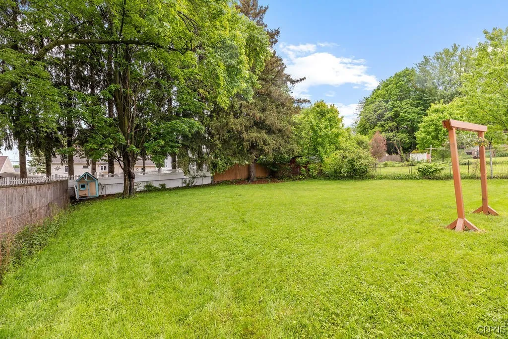 117 Terrace Drive, Camillus, New York 13219, Camillus, New York 13219, 4 Bedrooms Bedrooms, 10 Rooms Rooms,2 BathroomsBathrooms,Residential,Closed,117 Terrace Drive, Camillus, New York 13219,S1609581