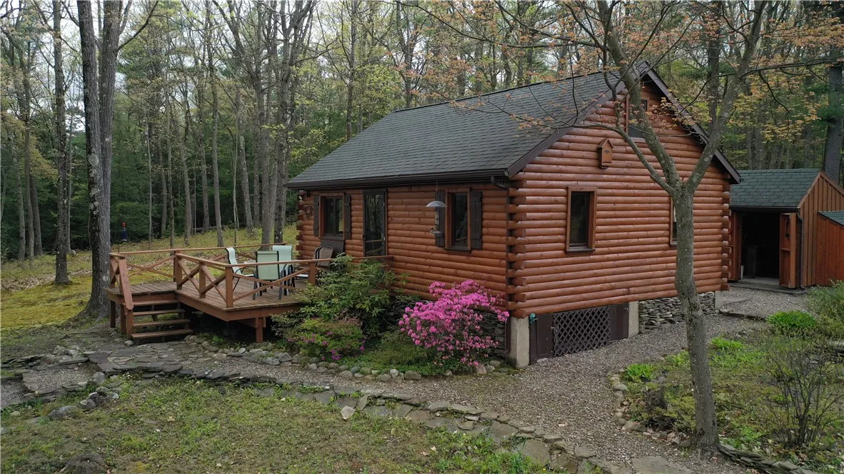 8172 Saunders Hill Road, Naples, New York 14512, Naples, New York 14512, 2 Bedrooms Bedrooms, 6 Rooms Rooms,1 BathroomBathrooms,Residential,Closed,8172 Saunders Hill Road, Naples, New York 14512,R1604466