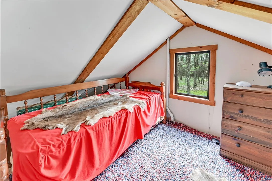 8172 Saunders Hill Road, Naples, New York 14512, Naples, New York 14512, 2 Bedrooms Bedrooms, 6 Rooms Rooms,1 BathroomBathrooms,Residential,Closed,8172 Saunders Hill Road, Naples, New York 14512,R1604466