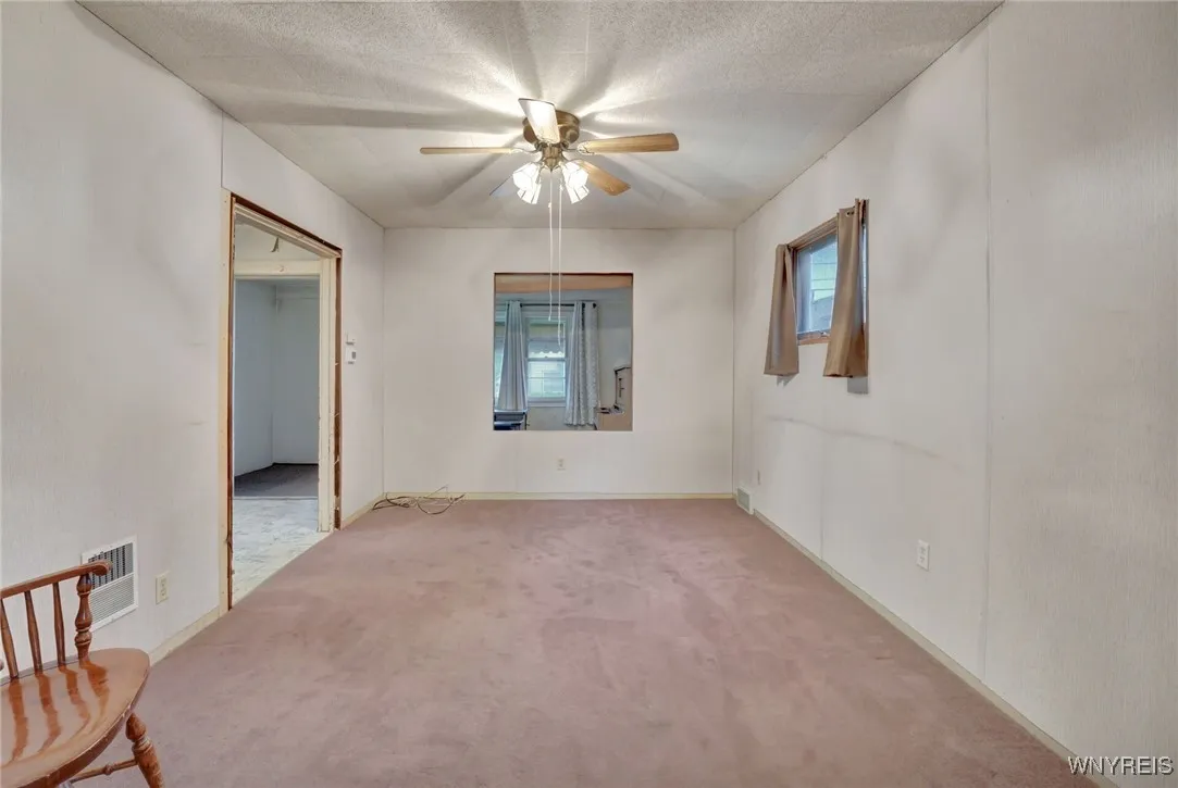 26 Berry Avenue, Lackawanna, New York 14218, Lackawanna, New York 14218, 6 Bedrooms Bedrooms, 12 Rooms Rooms,2 BathroomsBathrooms,Residential,Closed,26 Berry Avenue, Lackawanna, New York 14218,B1609576