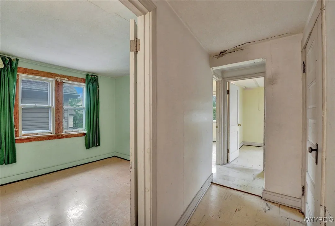 26 Berry Avenue, Lackawanna, New York 14218, Lackawanna, New York 14218, 6 Bedrooms Bedrooms, 12 Rooms Rooms,2 BathroomsBathrooms,Residential,Closed,26 Berry Avenue, Lackawanna, New York 14218,B1609576