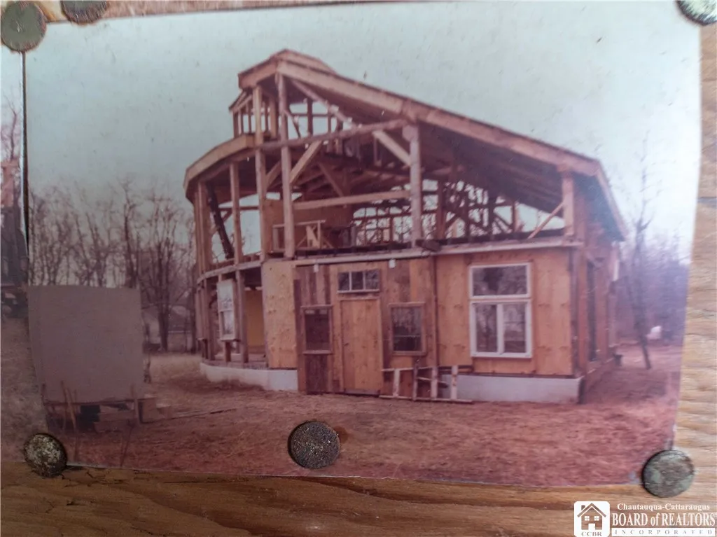 8227 Woodlawn Drive, Westfield, New York 14787, Westfield, New York 14787, 1 Bedroom Bedrooms, 8 Rooms Rooms,1 BathroomBathrooms,Residential,Closed,8227 Woodlawn Drive, Westfield, New York 14787,0,R1609502