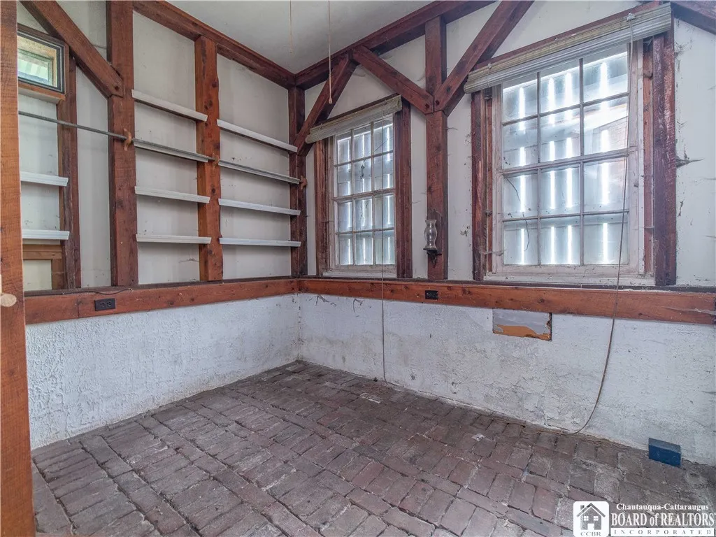 8227 Woodlawn Drive, Westfield, New York 14787, Westfield, New York 14787, 1 Bedroom Bedrooms, 8 Rooms Rooms,1 BathroomBathrooms,Residential,Closed,8227 Woodlawn Drive, Westfield, New York 14787,0,R1609502