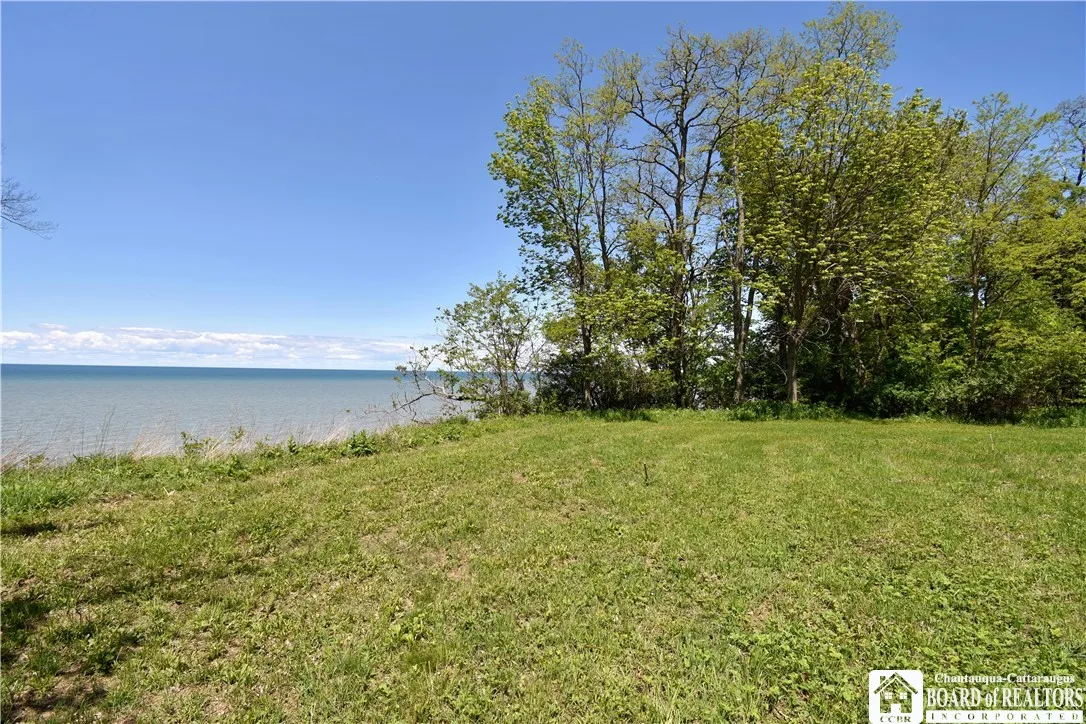 8227 Woodlawn Drive, Westfield, New York 14787, Westfield, New York 14787, 1 Bedroom Bedrooms, 8 Rooms Rooms,1 BathroomBathrooms,Residential,Closed,8227 Woodlawn Drive, Westfield, New York 14787,0,R1609502