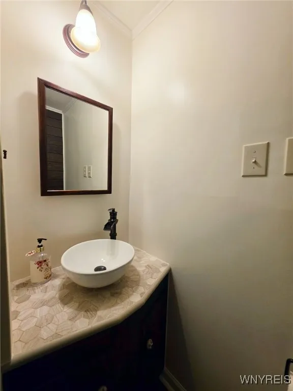 3666 South Hill Road, Hamburg, New York 14075, Hamburg, New York 14075, 3 Bedrooms Bedrooms, 9 Rooms Rooms,2 BathroomsBathrooms,Residential,Closed,3666 South Hill Road, Hamburg, New York 14075,B1606920