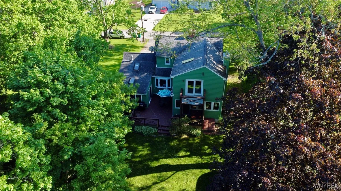 3666 South Hill Road, Hamburg, New York 14075, Hamburg, New York 14075, 3 Bedrooms Bedrooms, 9 Rooms Rooms,2 BathroomsBathrooms,Residential,Closed,3666 South Hill Road, Hamburg, New York 14075,B1606920