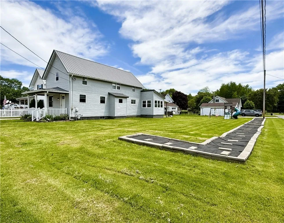 113 1st Street, Shinglehouse, Pennsylvania 16748, Shinglehouse, Pennsylvania 16748, 3 Bedrooms Bedrooms, 7 Rooms Rooms,2 BathroomsBathrooms,Residential,Closed,113 1st Street, Shinglehouse, Pennsylvania 16748,R1609225