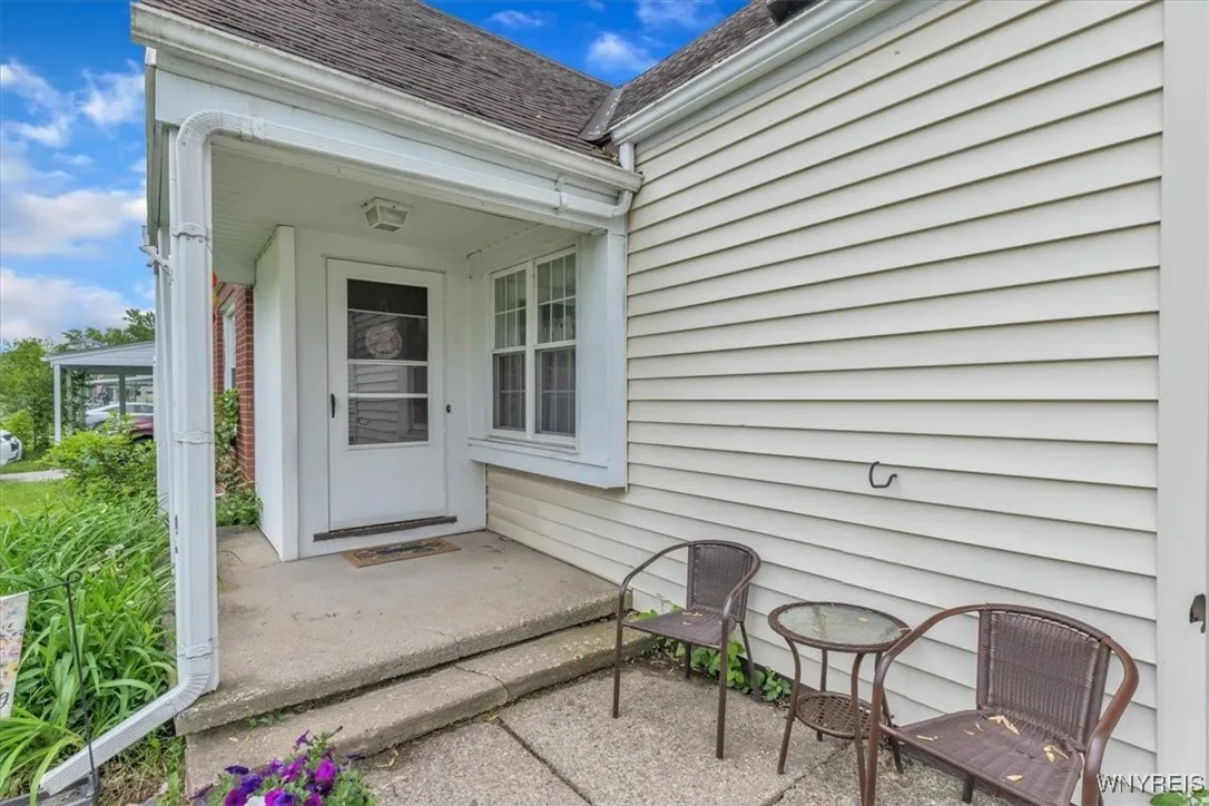 224 Dalton Drive, Tonawanda-town, New York 14223, Tonawanda, New York 14223, 3 Bedrooms Bedrooms, 7 Rooms Rooms,1 BathroomBathrooms,Residential,Closed,224 Dalton Drive, Tonawanda-town, New York 14223,B1609527