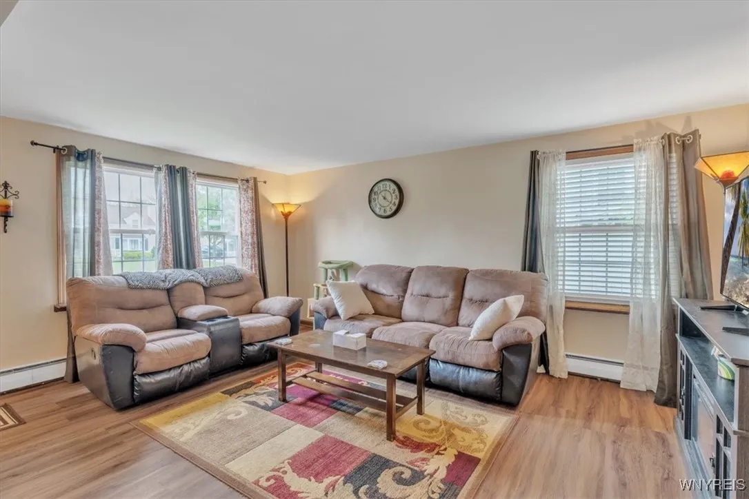 224 Dalton Drive, Tonawanda-town, New York 14223, Tonawanda, New York 14223, 3 Bedrooms Bedrooms, 7 Rooms Rooms,1 BathroomBathrooms,Residential,Closed,224 Dalton Drive, Tonawanda-town, New York 14223,B1609527