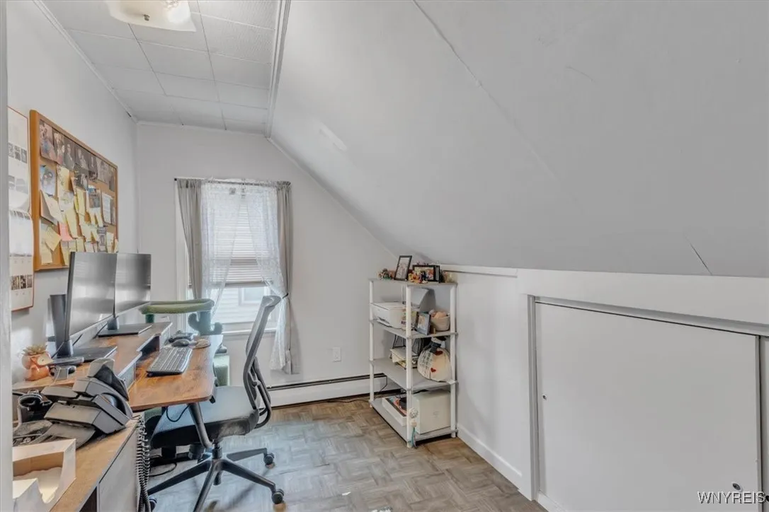 224 Dalton Drive, Tonawanda-town, New York 14223, Tonawanda, New York 14223, 3 Bedrooms Bedrooms, 7 Rooms Rooms,1 BathroomBathrooms,Residential,Closed,224 Dalton Drive, Tonawanda-town, New York 14223,B1609527