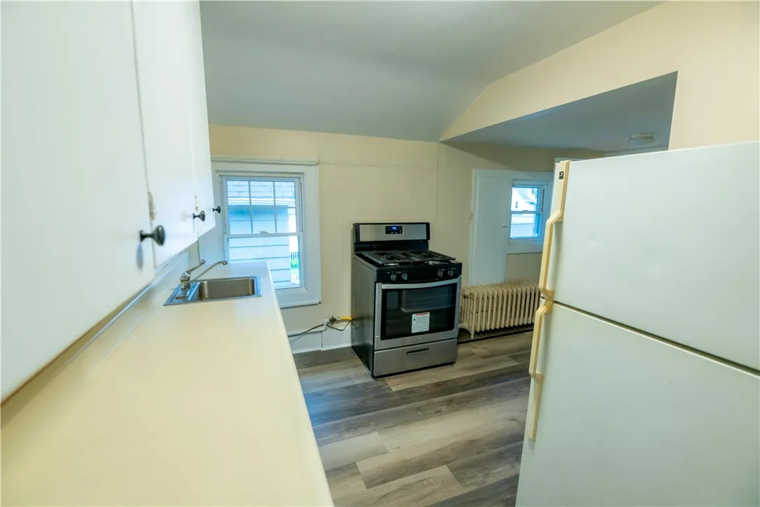 307 West Avenue, East Rochester, New York 14445, East Rochester, New York 14445, 7 Bedrooms Bedrooms, ,3 BathroomsBathrooms,Residential,Closed,307 West Avenue, East Rochester, New York 14445,R1609216