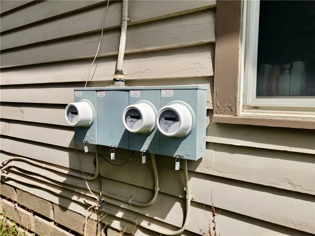 307 West Avenue, East Rochester, New York 14445, East Rochester, New York 14445, 7 Bedrooms Bedrooms, ,3 BathroomsBathrooms,Residential,Closed,307 West Avenue, East Rochester, New York 14445,R1609216