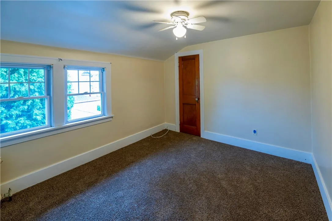 307 West Avenue, East Rochester, New York 14445, East Rochester, New York 14445, 7 Bedrooms Bedrooms, ,3 BathroomsBathrooms,Residential,Closed,307 West Avenue, East Rochester, New York 14445,R1609216